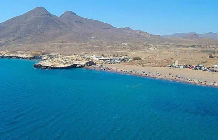 Playa del Arco en Los Escullos, Almería
