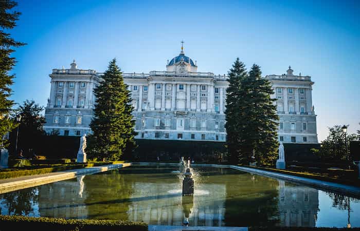 Fachada del Palacio real de Madrid vista desde los jardines Palacio Real de Madrid