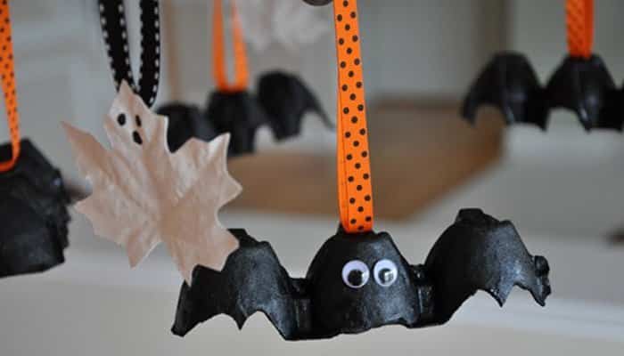 decoración de Halloween con hueveras decoración de Halloween con hueveras