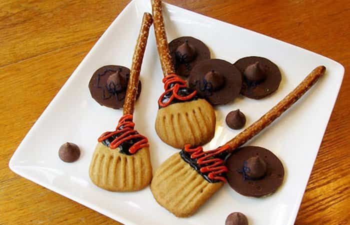 galletas escobas bruja