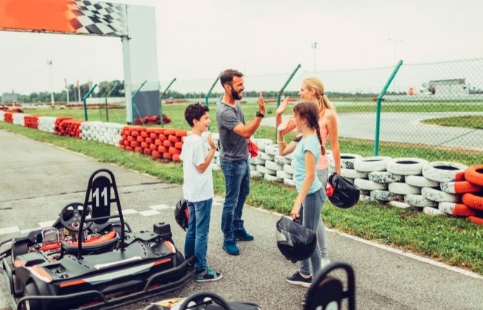 De karts con toda la familia