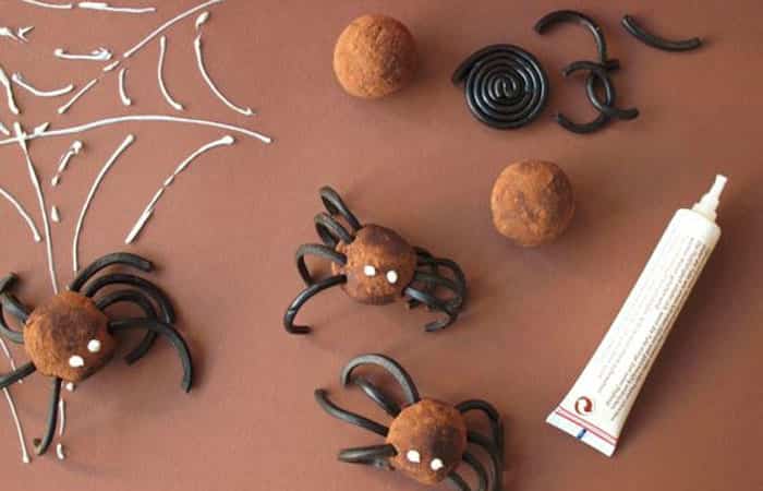 Arañas con trufa para Halloween Arañas con trufa