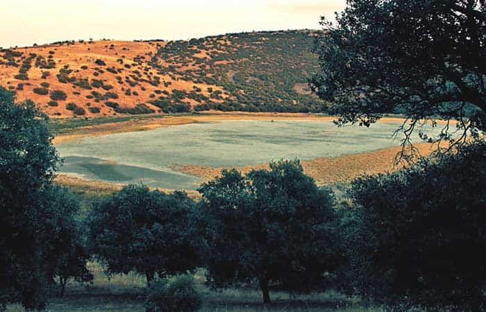 Laguna y Volcán de la Posadilla en Valverde, Ciudad Real