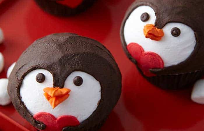 Dulces para San Valentín, magdalena de pingüino Dulces para San Valentín, magdalena de pingüino corazón