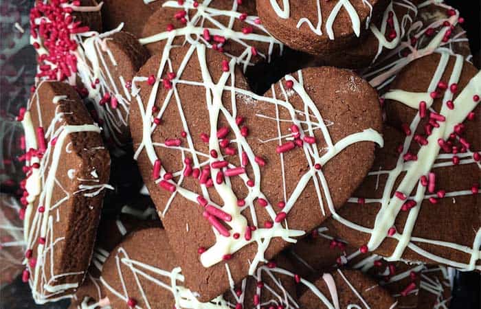 Galletas de San Valentín chocolate con virutas Galletas de San Valentín de chocolate