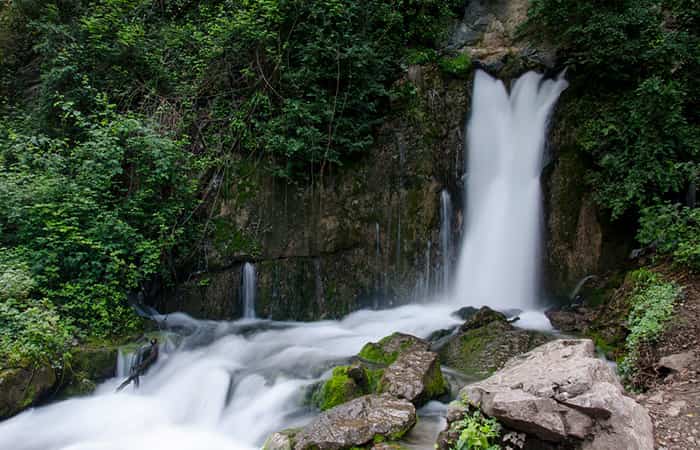 Salto de agua del Bullidor de la Llet en Barcelona