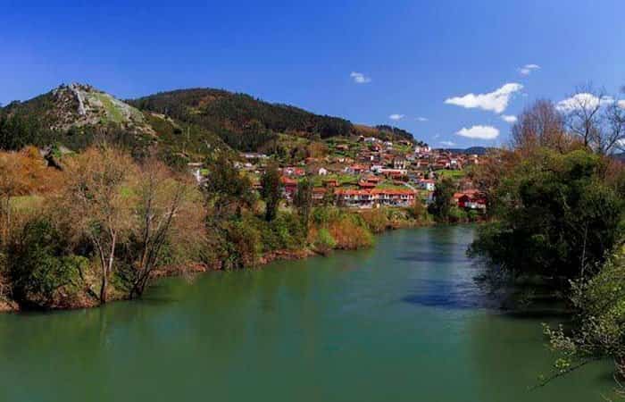 Ruta a La Degollada en Candamo, Asturias
