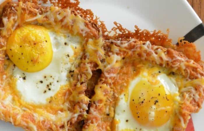 Tostadas de huevo y queso, desayunos deliciosos salados Tostadas de huevo y queso