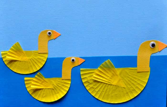 manualidades-con-capsulas-de-papel-para-cupcakes-patos Manualidades con cápsulas de papel para cupcakes, patos