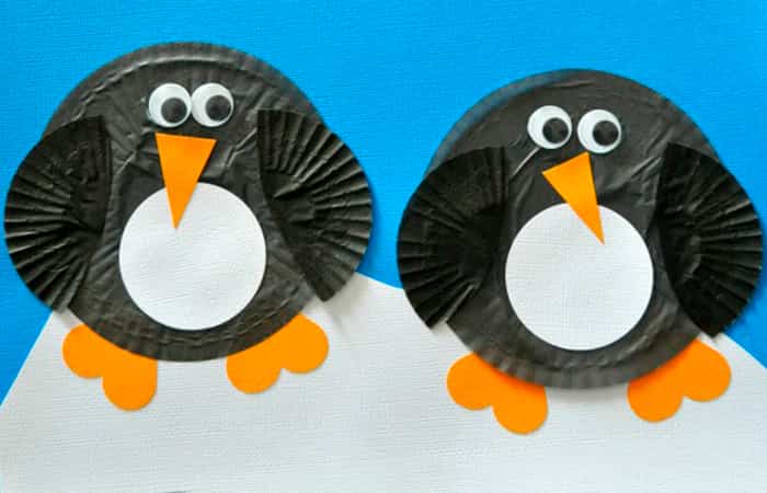 manualidades-con-capsulas-de-papel-para-cupcakes-pinguino Manualidades con cápsulas de papel para cupcakes, pingüino