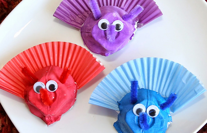 Cómo hacer manualidades de dinosaurios con hueveras manualidades de dinosaurios para niños pequeños
