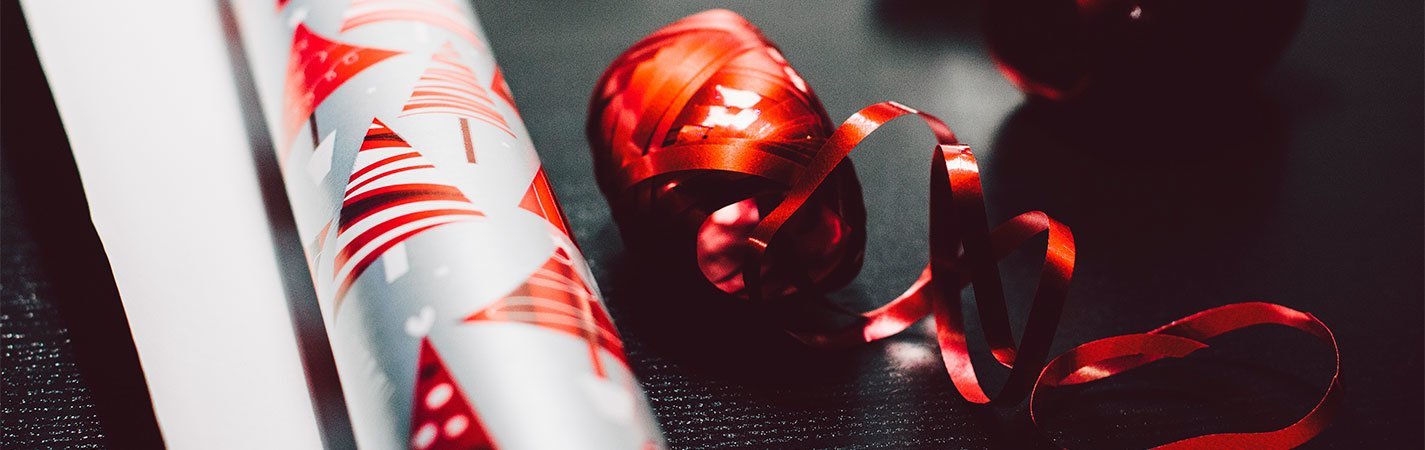 Manualidades de etiquetas caseras para tus regalos de Navidad
