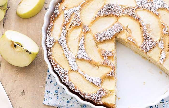 tarta-de-manzana Postres ligeros: Tarta de manzana