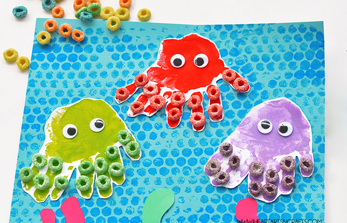 manualidades-huellas-manos-pulpos manualidades con huellas de manos: pulpos