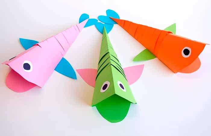 manualidades-simples-de-animales-pez-movil Manualidades simples de animales, pez móvil