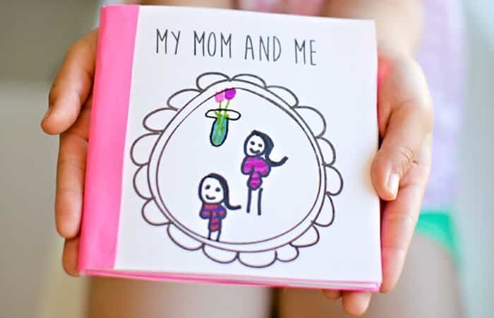 Manualidades infantiles del Día de la Madre Manualidades infantiles del Día de la Madre, libro personalizado