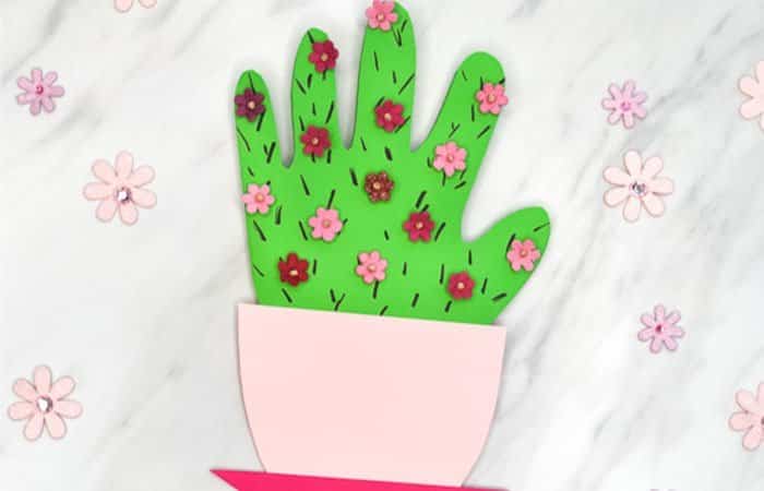 Manualidades infantiles del Día de la Madre Manualidades infantiles del Día de la Madre, cactus