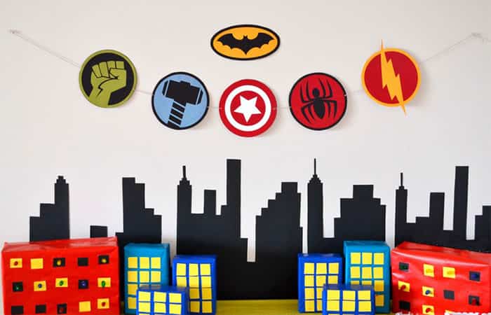 cumpleanos-de-superheroes-mural-de-ciudad Cumpleaños para superhéroes, mural de ciudad