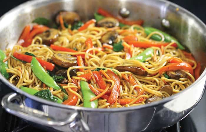 fideos-Lo-Mein Recetas de Comida asiática: Fideos Lo Mein