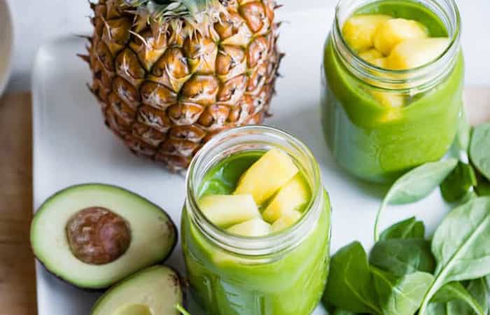 smoothie-de-aguacate-y-piña Batidos de frutas: Smoothie de piña y aguacate