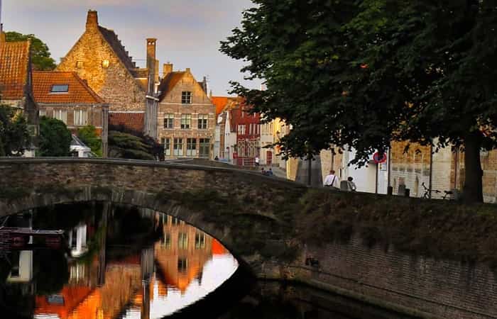 Canales de Brujas, Bélgica imprescindibles de brujas y de la costa belga