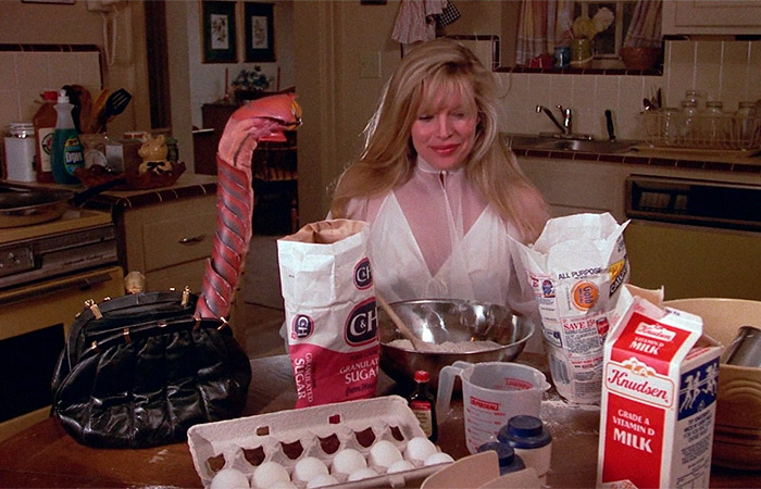 Kim Basinger en Mi novia es una extraterrestre Mi novia es una extraterrestre