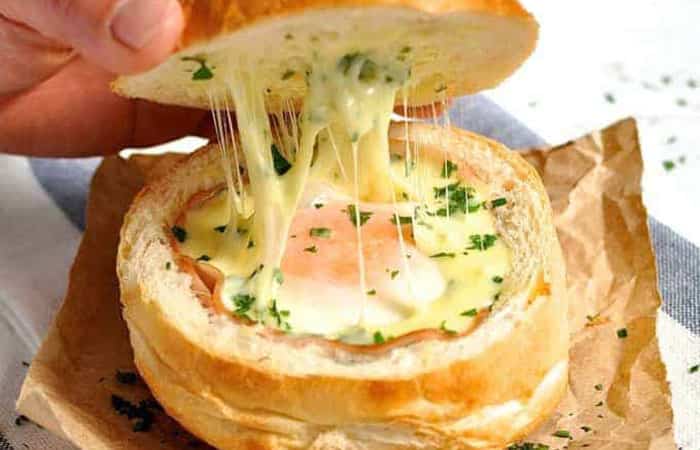 pan-relleno-de-huevo-bacon-y-queso Pan relleno de huevo, bacon y queso
