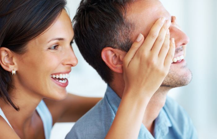 Salir de la rutina de vez en cuando para mantener una buena relación de pareja después de tener hijos Mantener la relación de pareja después de tener hijos