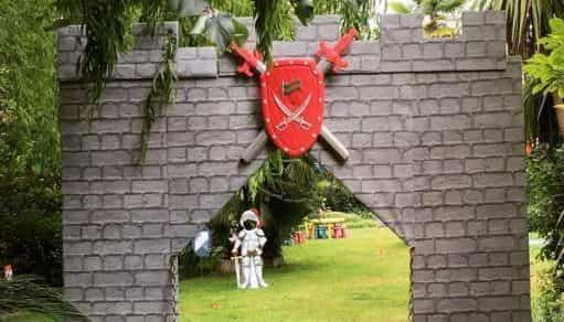 Fortaleza para cumpleaños medieval