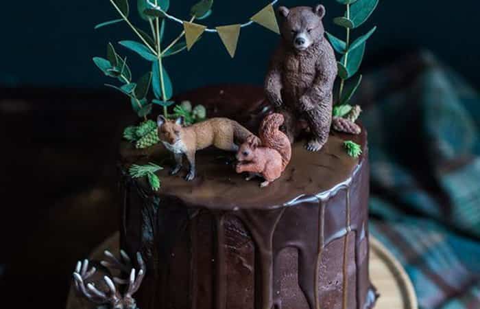fiestas infantiles en la jungla tarta con animales Tarta para fiestas infantiles en la jungla