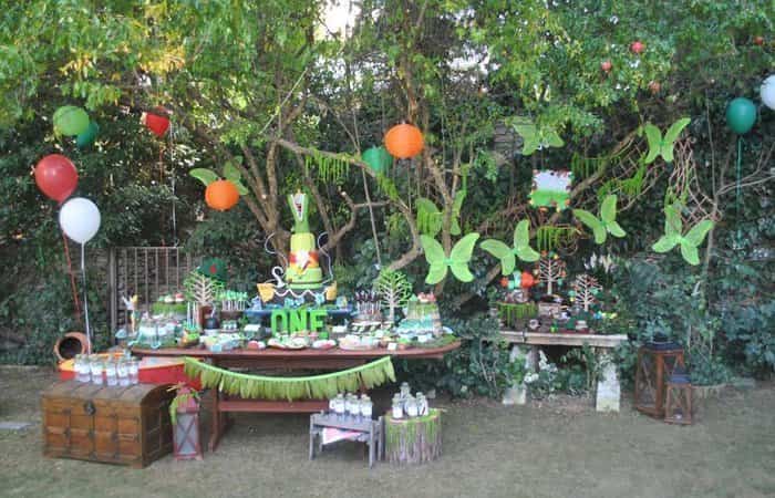 Cómo decorar una fiesta temática de Peter Pan Decoración fiesta temática de Peter Pan