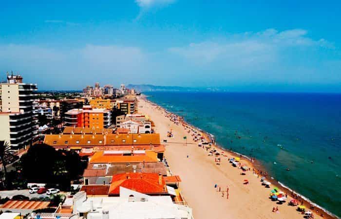 Playa de Tavernes de Valldigna en Valencia