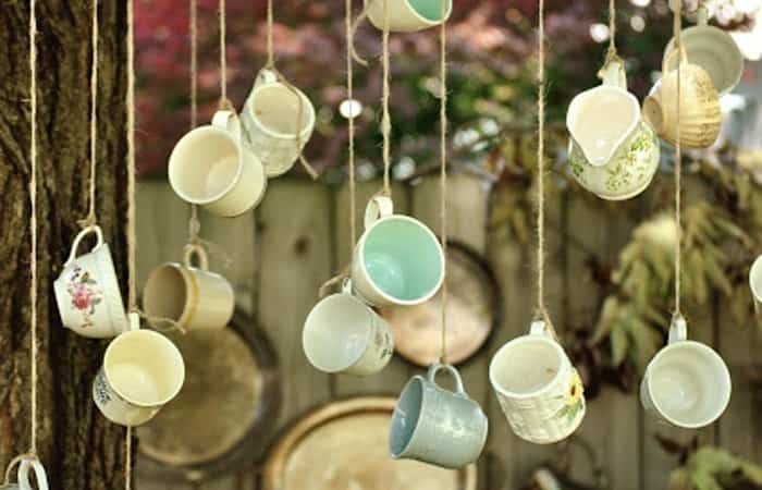Fiesta del té Alicia en el País de las Maravillas decoración con tazas Alicia en el País de las Maravillas