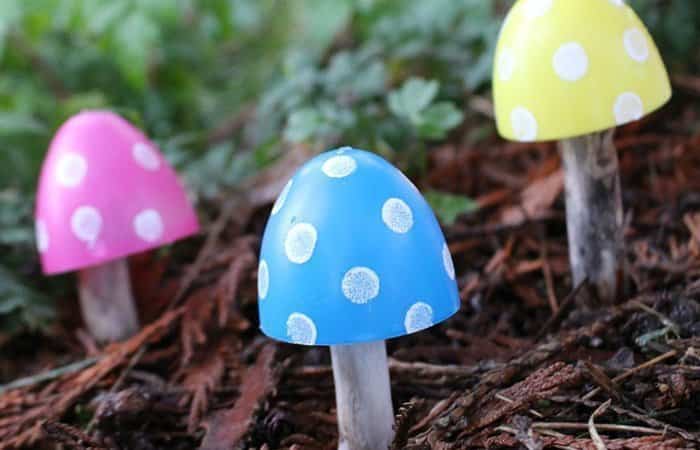 manualidades para el jardín setas de plástico manualidades fáciles para el jardín setas