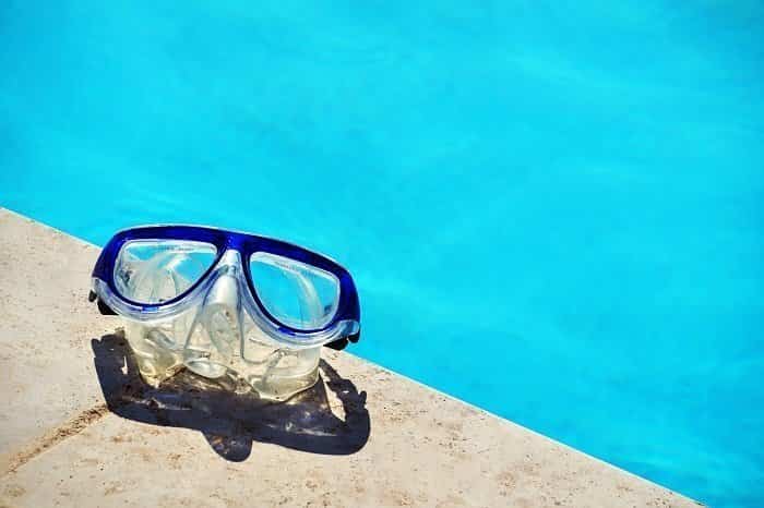 piscina con cloro