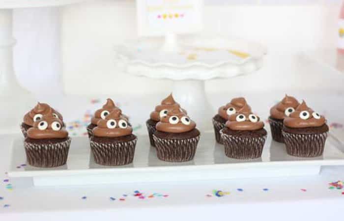 fiesta de emojis cacas de chocolate fiesta de emojis con chocolate