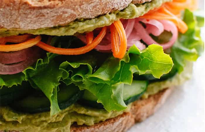 recetas-para-picnic-sandwich-de-hummus Recetas para pícnic, sándwich de hummus