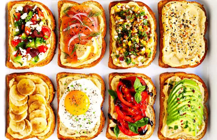 tostadas-con-hummus Tostadas para desayuno: Tostadas con hummus