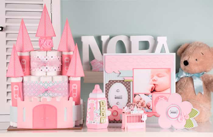 baby-shower-con-tarta-de-panales-como-un-castillo Baby shower con tarta de pañales como un castillo