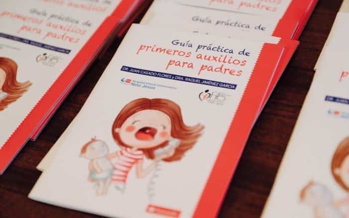 Guía elaborada por dos pediatras del Hospital Infantil Niño Jesús Guía elaborada por dos pediatras del Hospital Infantil Niño Jesús
