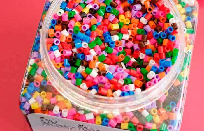 Hama beads Materiales para hacer el llavero de casita
