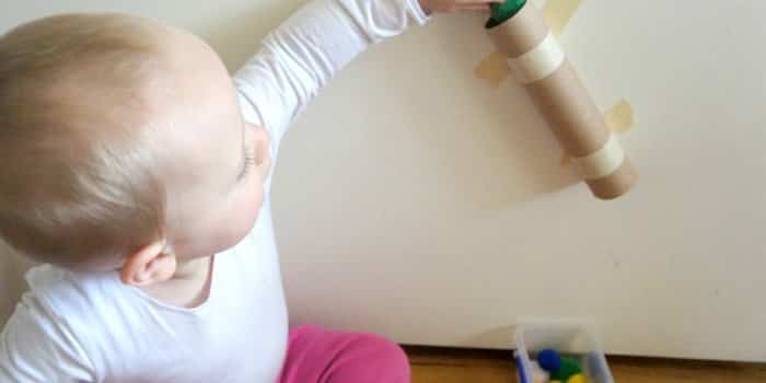 juegos para bebés con pompones juegos para bebés con pompones