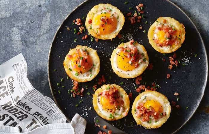 nidos-de-patata-con-huevo Recetas con huevo: Cestillos de patata con beicon