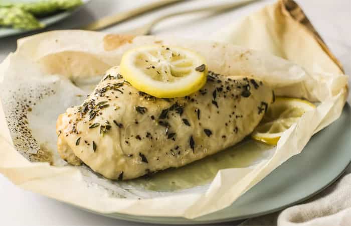 pechuga-de-pollo-en-papillo Recetas fáciles de pollo: Pechuga de pollo en papillote