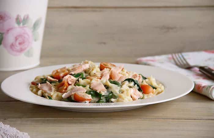 Recetas fáciles con cinco ingredientes Recetas fáciles con cinco ingredientes: pasta con salmón
