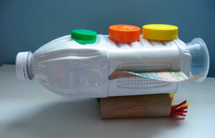 recycled-rocket cohete reciclado
