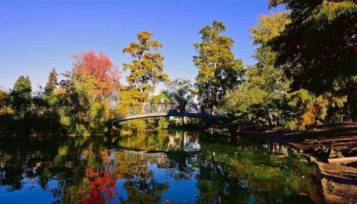 Burdeos con niños jardín público Burdeos con niños jardín público