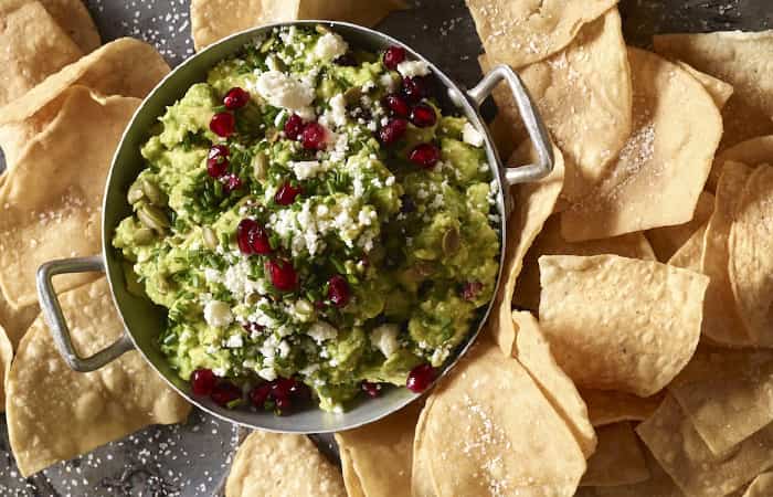 aperitivos de Navidad guacamole Aperitivos de nochevieja Guacamole con granada