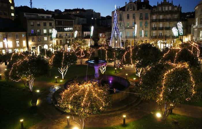 Iluminación, decoración navideña y actividades para familias en Pontevedra