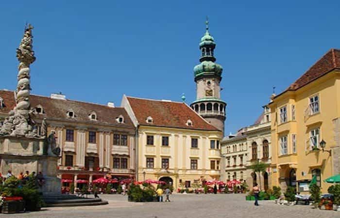 La ciudad de Sopron para visitar con niños Memorial del Picnic Paneuropeo en Sopron | Patrimonio cultural en Europa